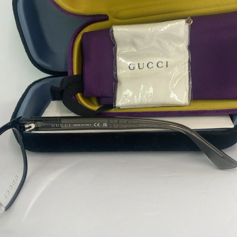 GG1118O Eyeglasses by Gucci™. Shape: Wayfarer, Material: Metal, Frame Full Rim.